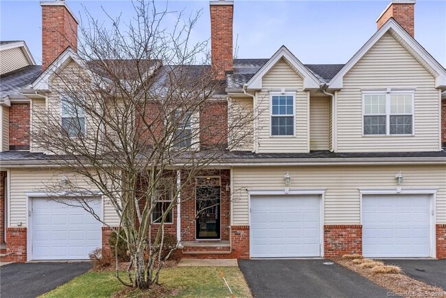 Building Photo - 6 Rhodora Terrace Unit 6