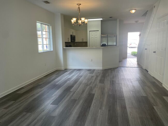 Photo - 5024 SE Mariner Garden Cir