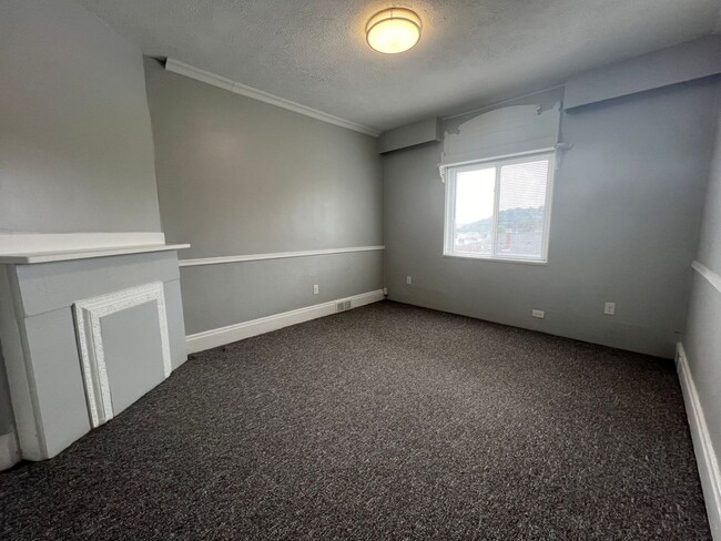 Photo - 1850 Morningside Ave Apartment Unit 1850 Morningside Ave. #2