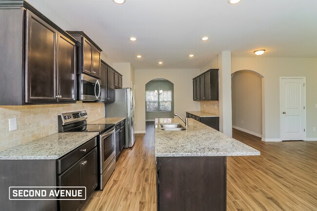 Photo - 2591 Grayton Loop