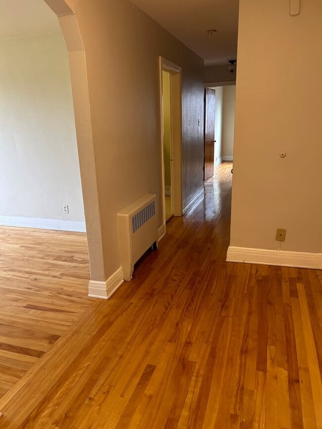 Photo - 3760 Ave Saint-Kevin Unit 3