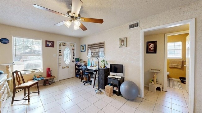 Photo - 1209 Georgia St