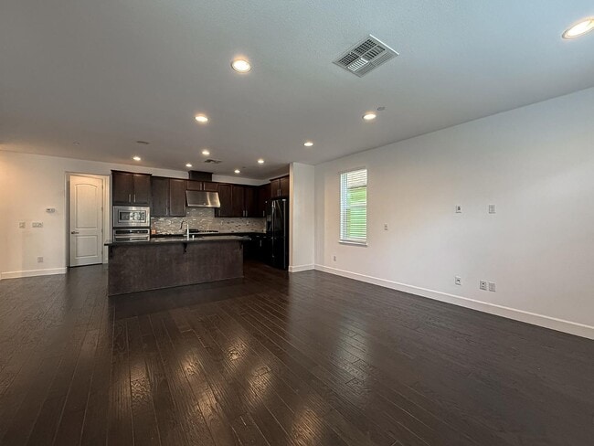 Photo - 4028 Freestone Pl