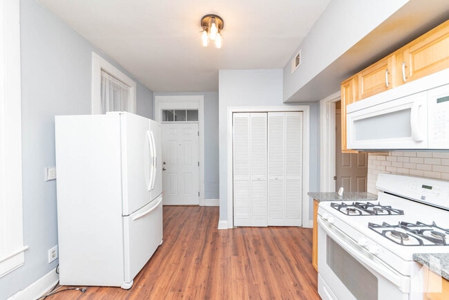 Photo - 848 N Wood St Unidad 1