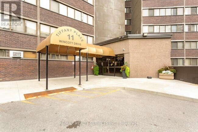 Photo - 11 Wincott Dr Unité 11