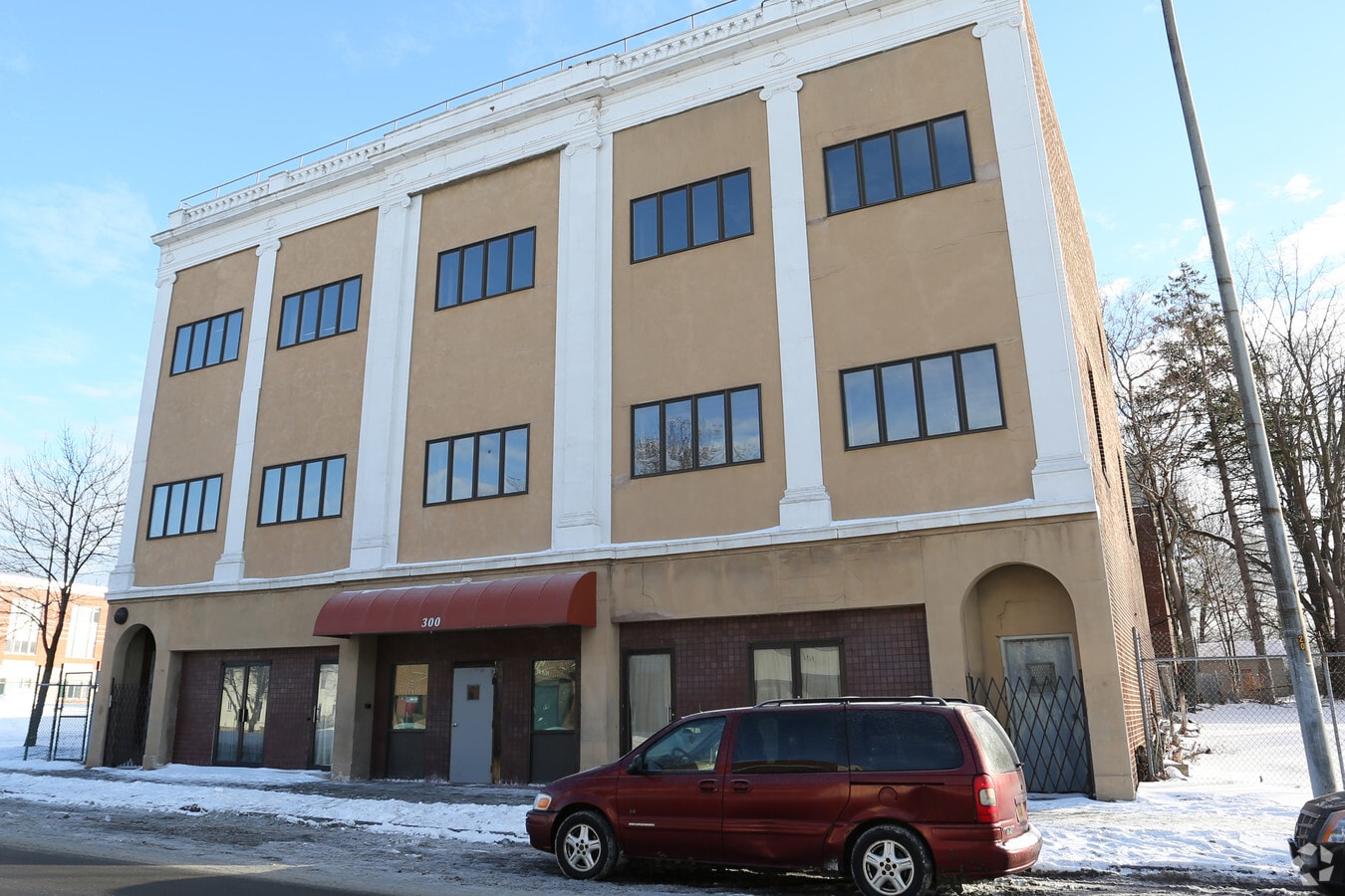 Photo - 300 Genesee St