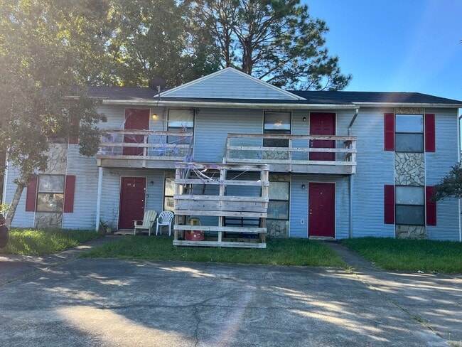 Building Photo - 514 Landview Dr