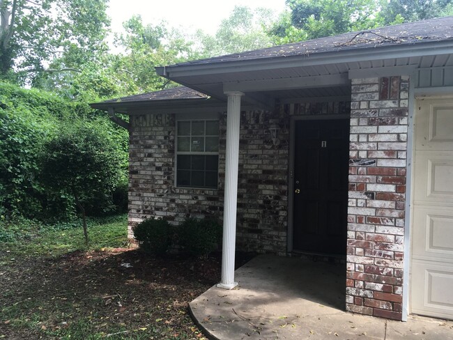 Photo - 315 Valley Dr Apartment Unit 315-1