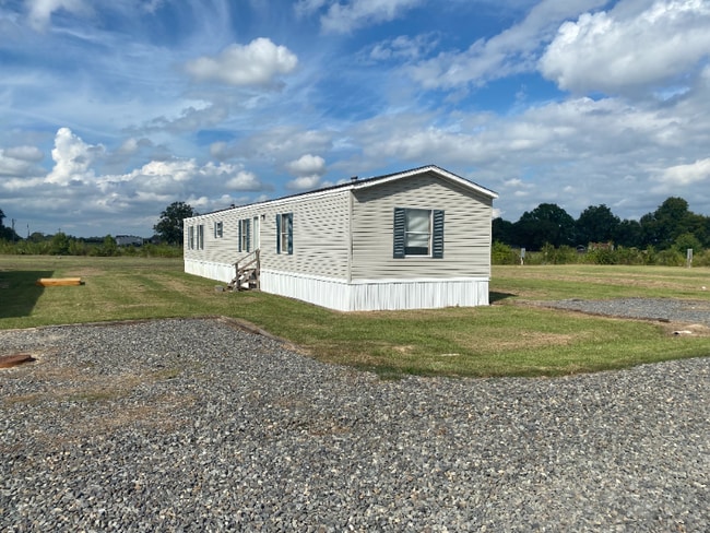 Photo - 768 Le Bois D'Arc Rd House