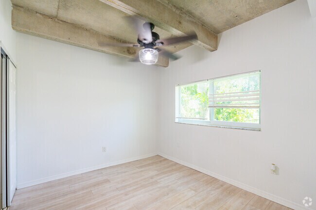 1 habitación - SOBE Gardens