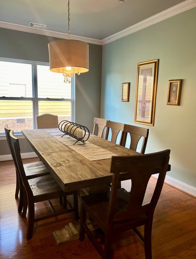 Photo - 3348 Redmon Hill