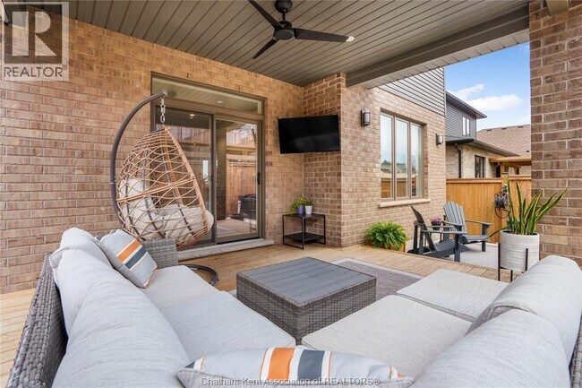Photo - 2209 Linkway Blvd