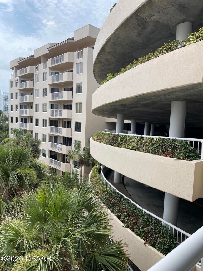 Photo - 3 Oceans W Blvd Unit 4A6