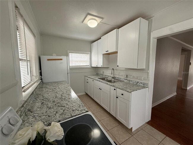 Photo - 408 3rd Ave E