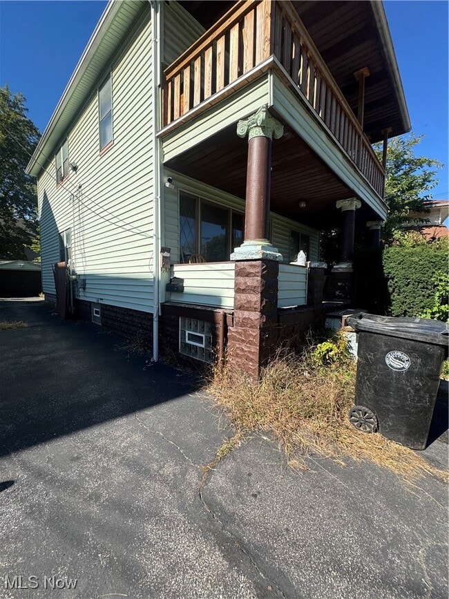 Photo - 3660 E 76th St Unidad Down