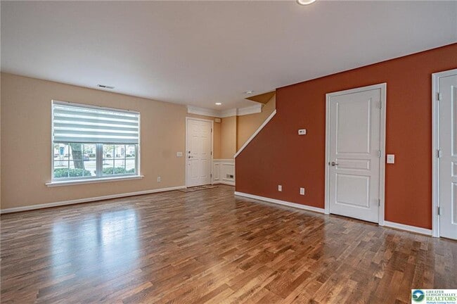 Photo - 1396 Artisan Ct
