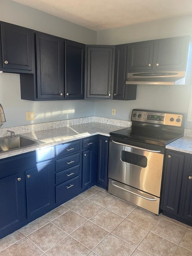 Photo - Beautiful 2BR/1BA Condo Available January 16th!!!  Great Portland Location!!!