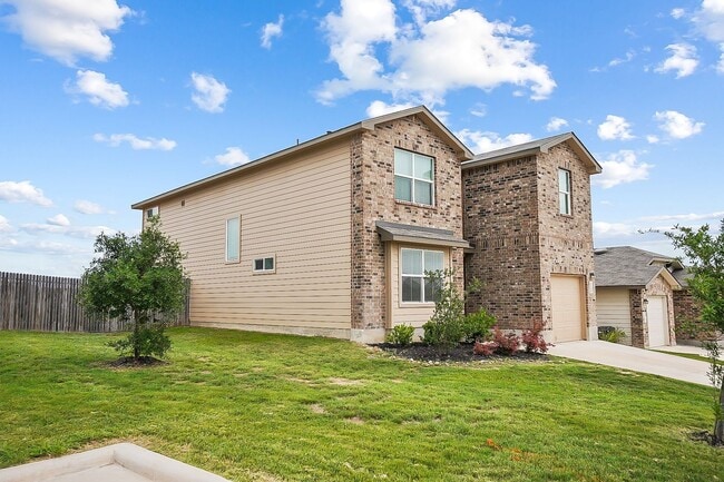 Photo - 4 Bedroom/3 Bath Redbird Ranch Subdivision