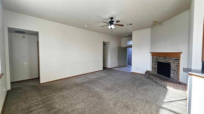 Photo - 4117 Gyrfalcon Dr