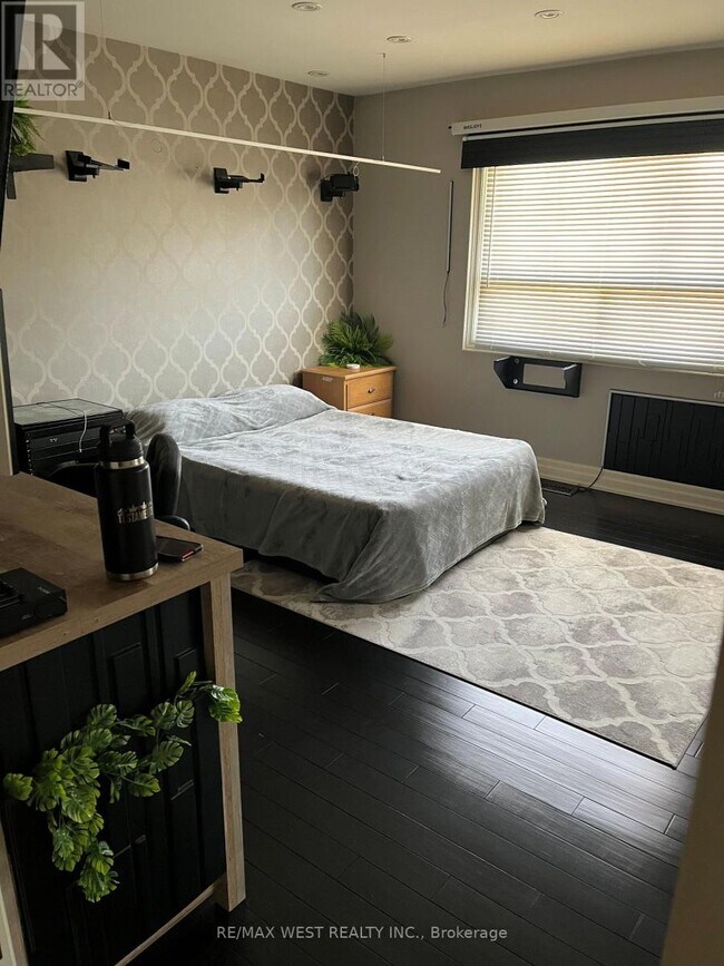 Photo - 56 Stephen Dr