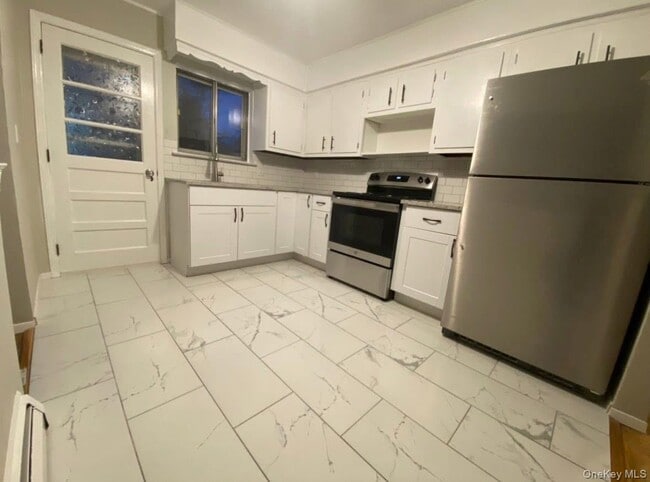 Photo - 191 N Hickory St