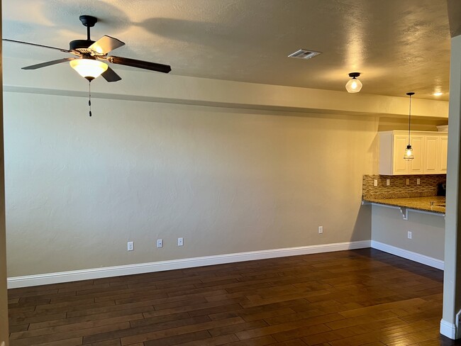 Photo - 3609 Autumn Colors Dr