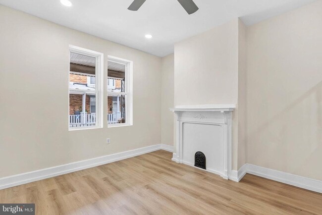 Building Photo - 5736 Leonard St Rental