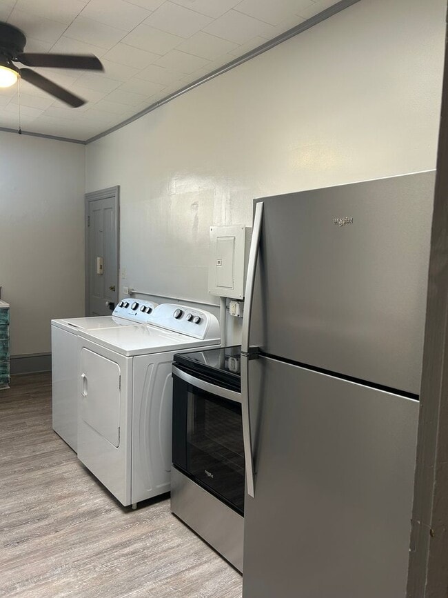 Photo - 27 W Seminary St Unidad 27 West Seminary Street, 1