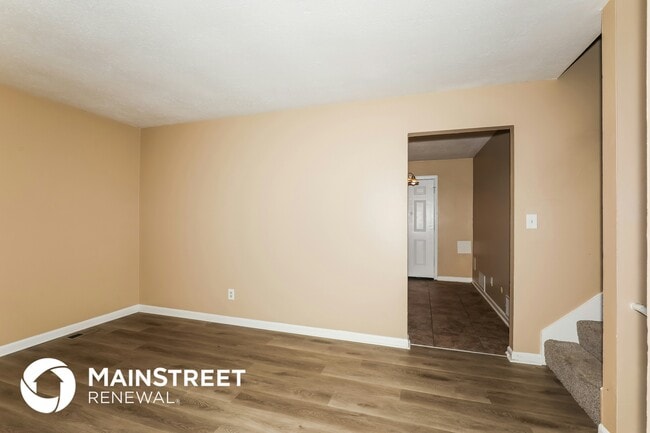 Photo - 5804 Coppock Ln House