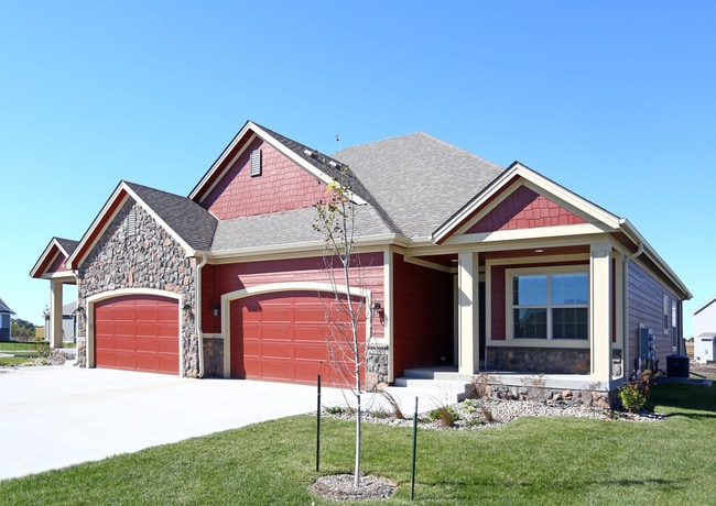 Timberline Ridge - Timberline Ridge Townhomes