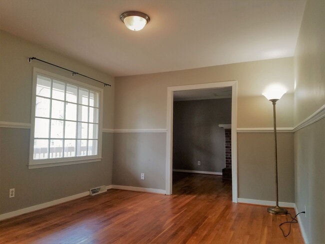 Photo - Spacious ranch home for rent