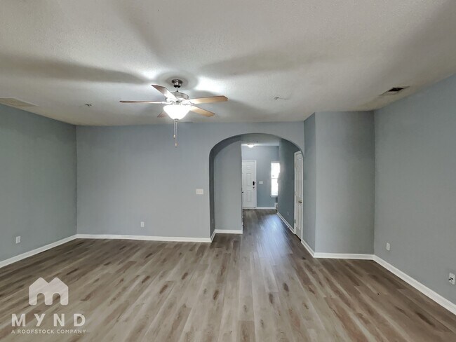 Photo - 356 Azalea Cir