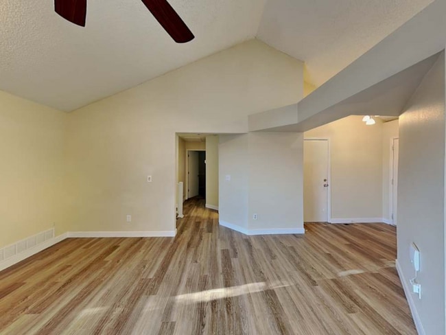 Photo - 7736 Halleys Dr