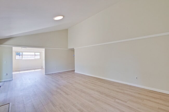 Photo - Single Story Townhome in Cherry Chase Neighborhood of Sunnyvale!