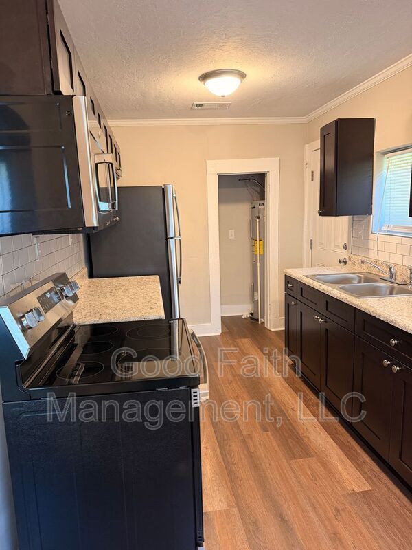 Photo - 2247 Sullivan Rd