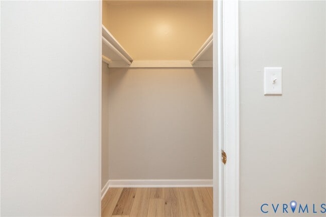 Photo - 609 Willomett Ave