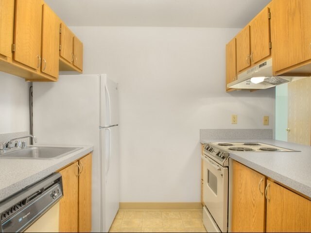 Photo - Oak Knoll Apartments