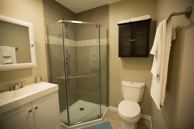 Photo - The Flats @ Hanover Common - Innovative Mi...