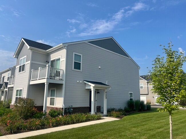 Building Photo - 4209 Chelsea Mnr Cir Rental