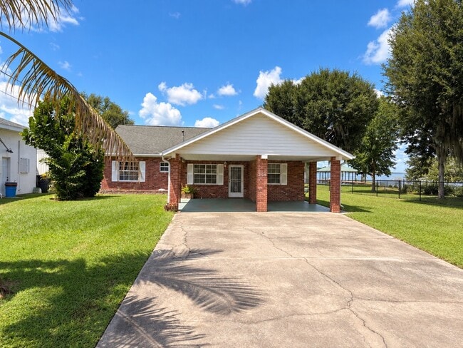 Building Photo - 254 Cloverleaf Rd