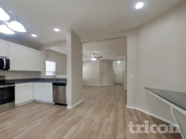 Photo - 15441 W Cameron Dr