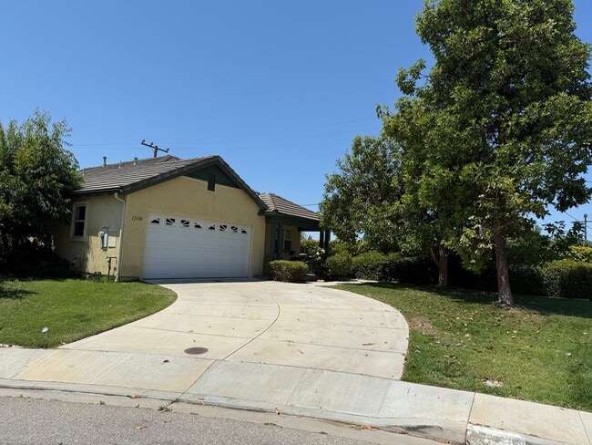 First time rental - quiet Moorpark neighbo... - First time rental - quiet Moorpark neighbo...