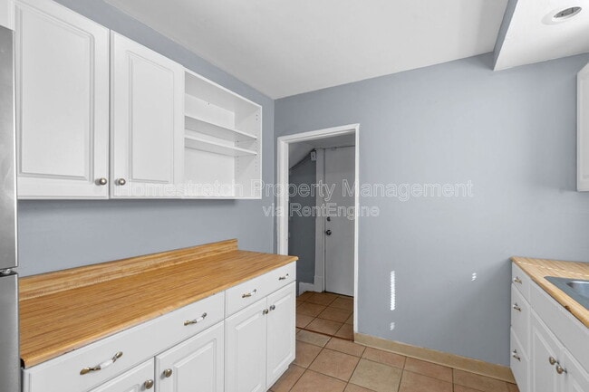 Photo - 44 Blakemore Pl