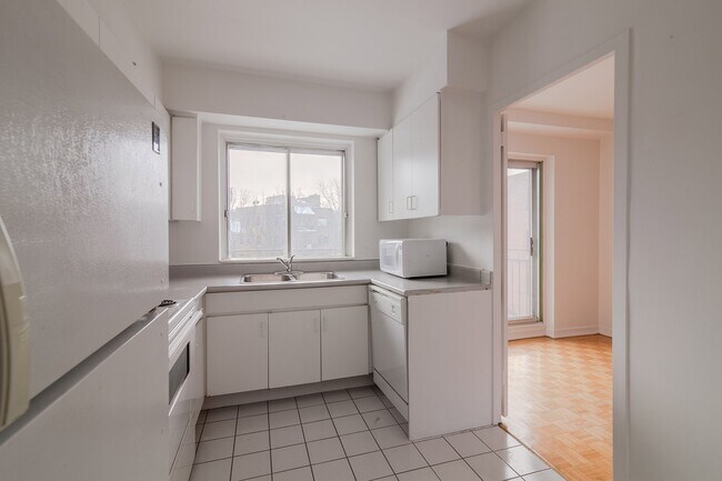 Photo - 4555 Av. Bonavista Unit 302