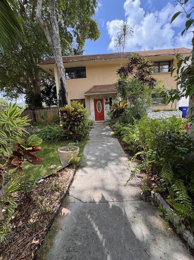 Building Photo - 2192 NE 171 St