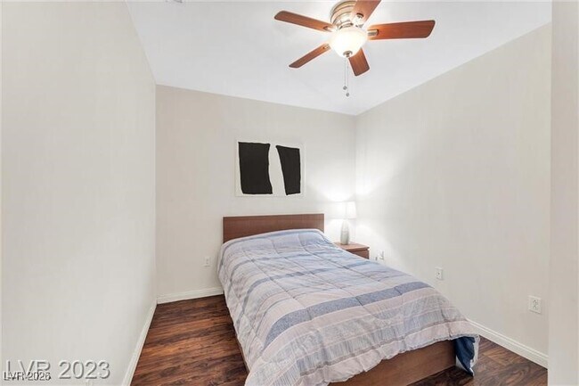 Photo - 2405 W Serene Ave Unidad 603