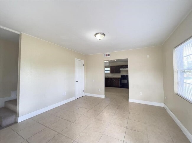 Photo - 395 Quentin Ave NW