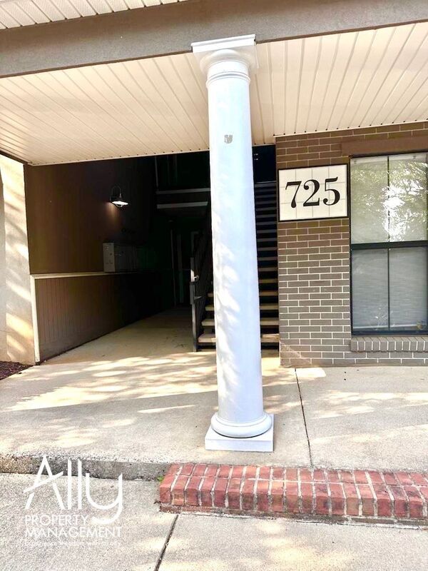 Photo - 725 Walker Square Unit 1-A - 1