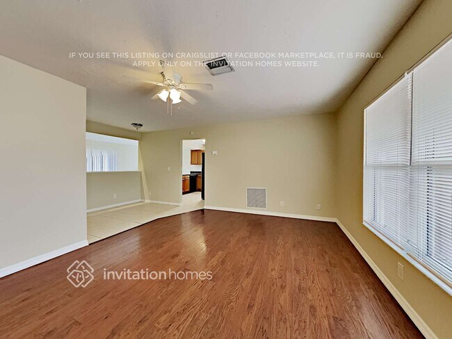 Photo - 6044 Francis Dr