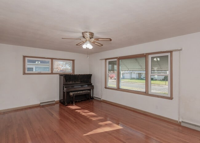 Photo - 3243 38th Ave